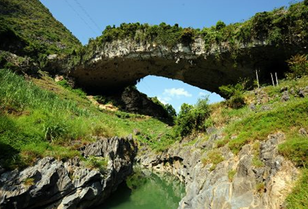 广西凤山国家地质公园简介、地质遗迹及旅游信息